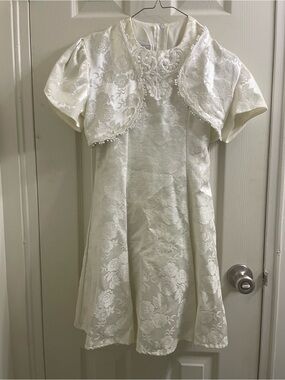 Jessica McClintock Girls vintage jacquard dress with matching shrug
